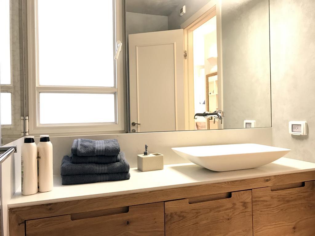 Luxurious By The Beach Apartment With Garden Tel Aviv-Jaffa Exterior foto