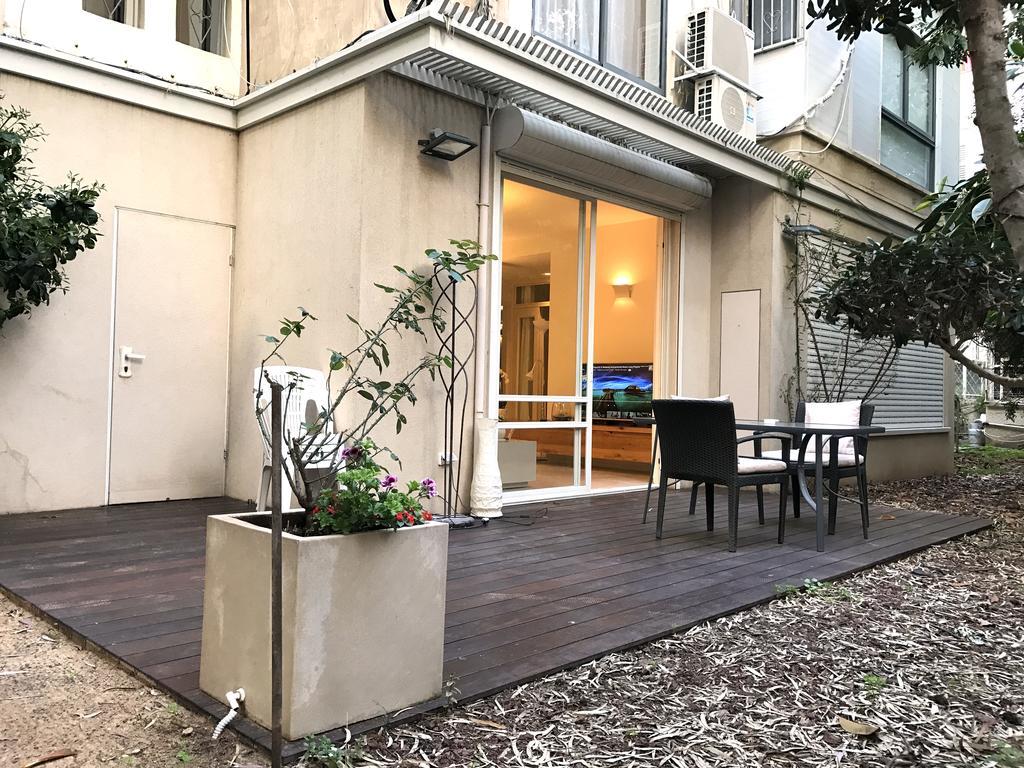 Luxurious By The Beach Apartment With Garden Tel Aviv-Jaffa Exterior foto