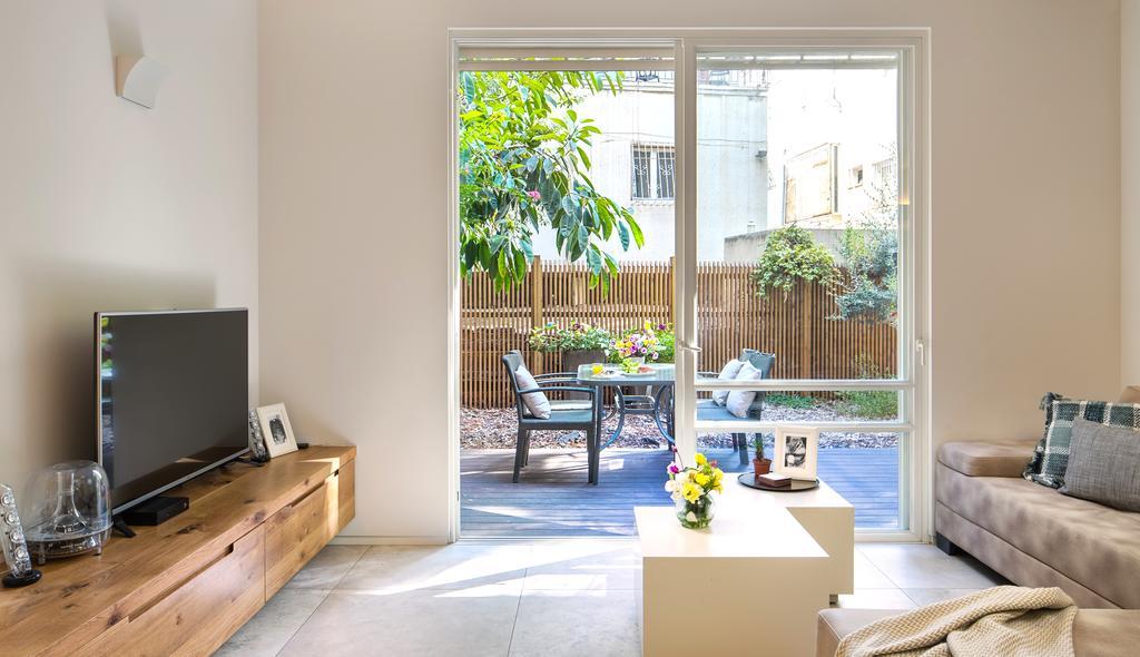 Luxurious By The Beach Apartment With Garden Tel Aviv-Jaffa Exterior foto